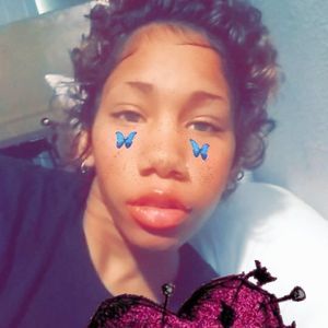 Meet your Posher, Memi